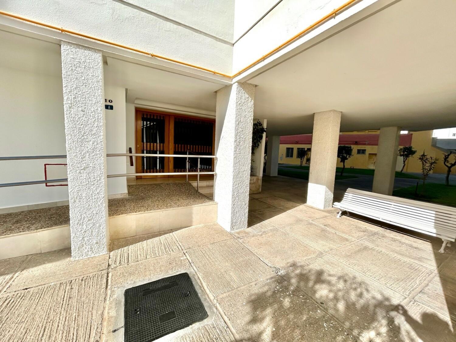 Gatu Arena " Preferente Mayores De 25 Anos Y Familias " เอลปูแอร์โต เด ซานตามาริอา ภายนอก รูปภาพ